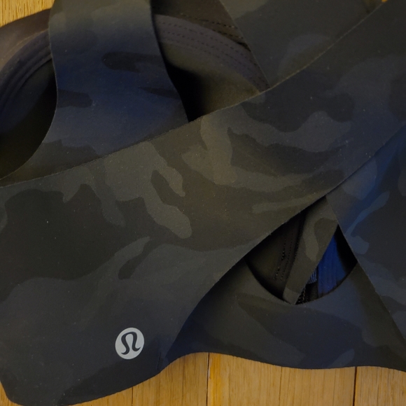 NWOT Lululemon Enlite Zip Front Bra - Picture 7 of 12